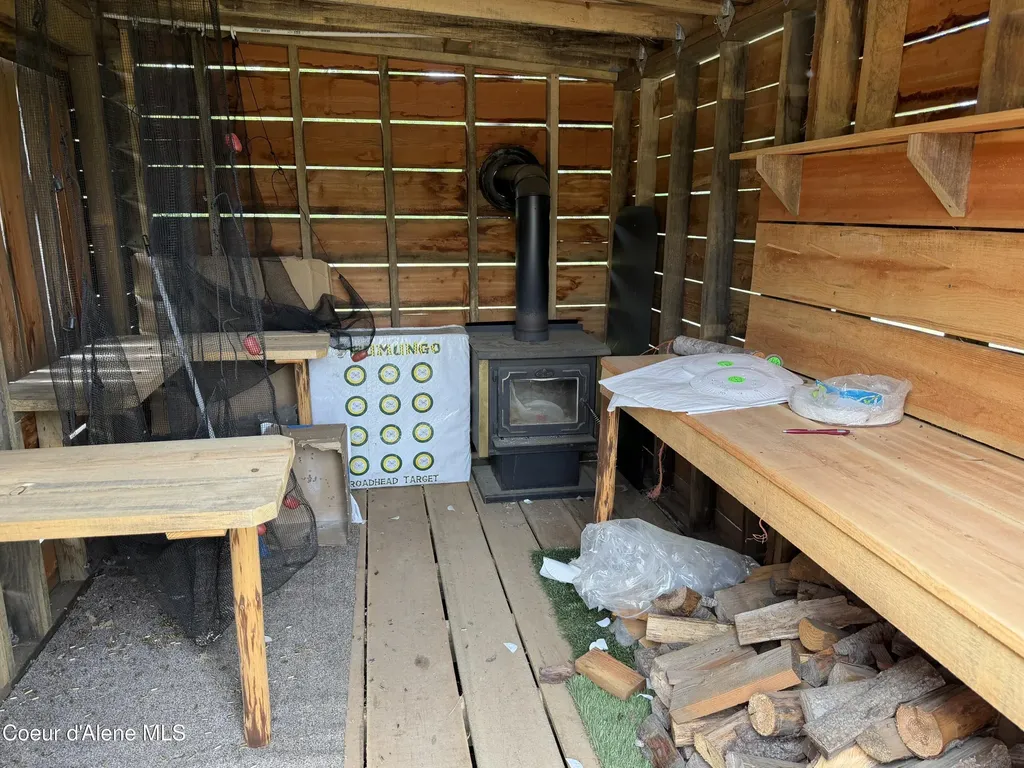 12572 E Parks Road Athol ID 83801