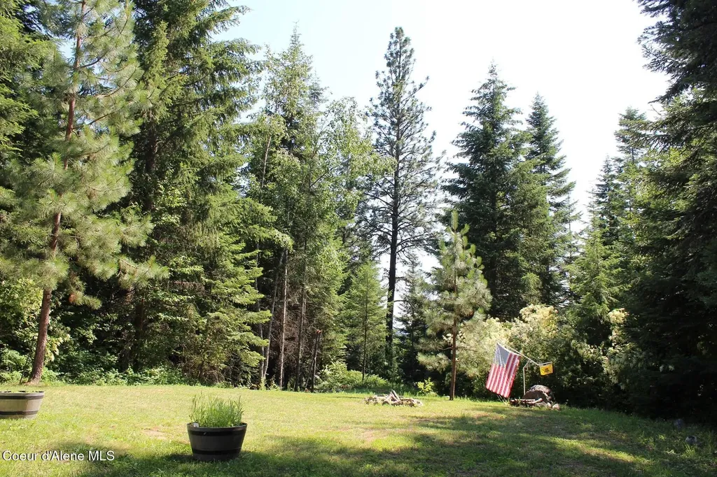 788 Gold Cup Mountain Road Priest River ID 83856