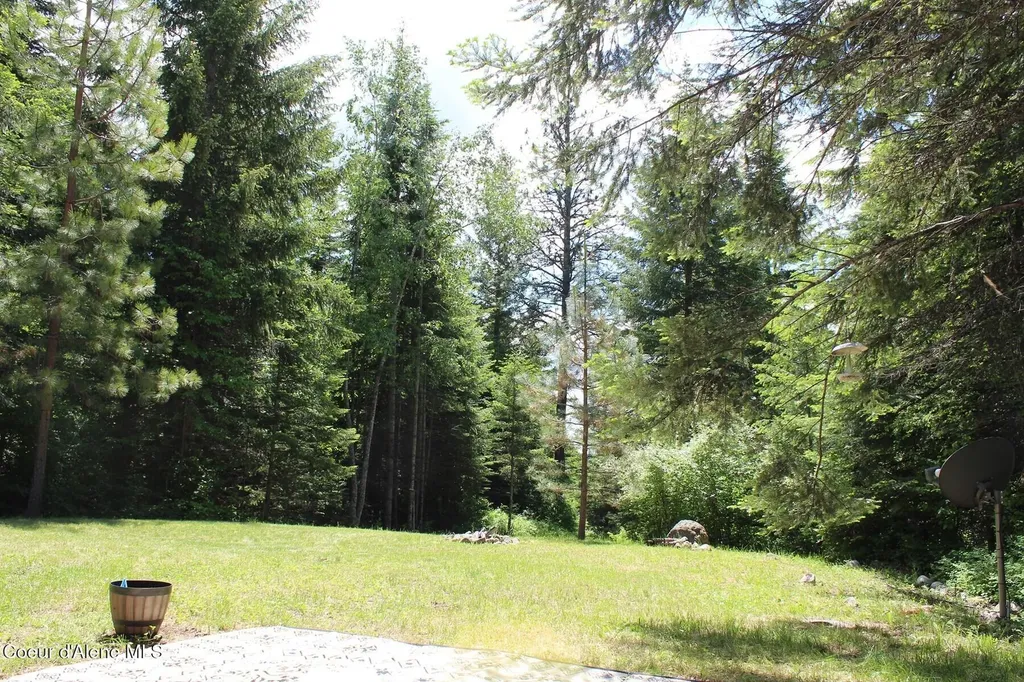 788 Gold Cup Mountain Road Priest River ID 83856