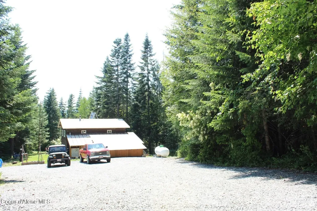 788 Gold Cup Mountain Road Priest River ID 83856