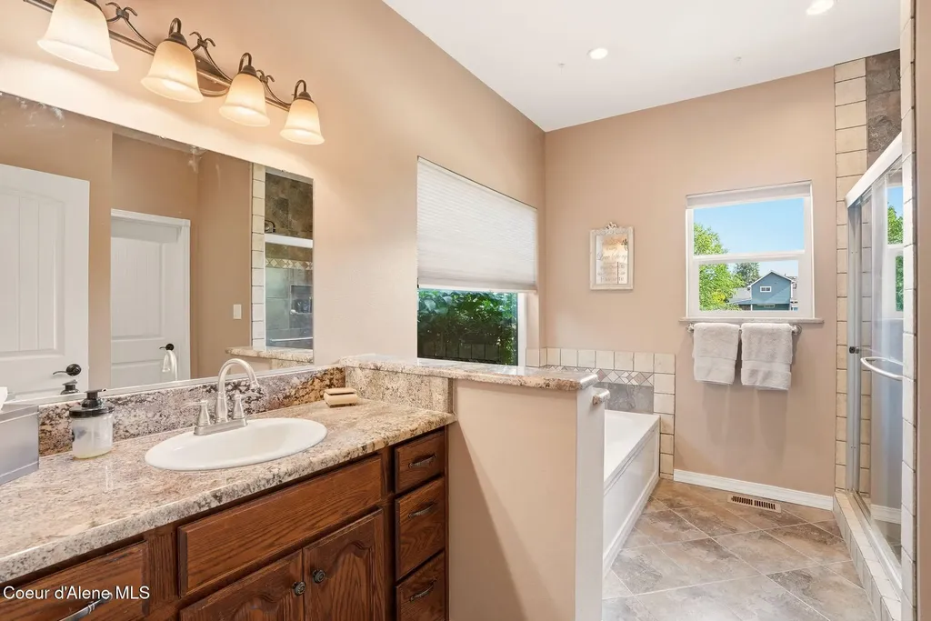 15387 N Liane Lane Rathdrum ID 83858
