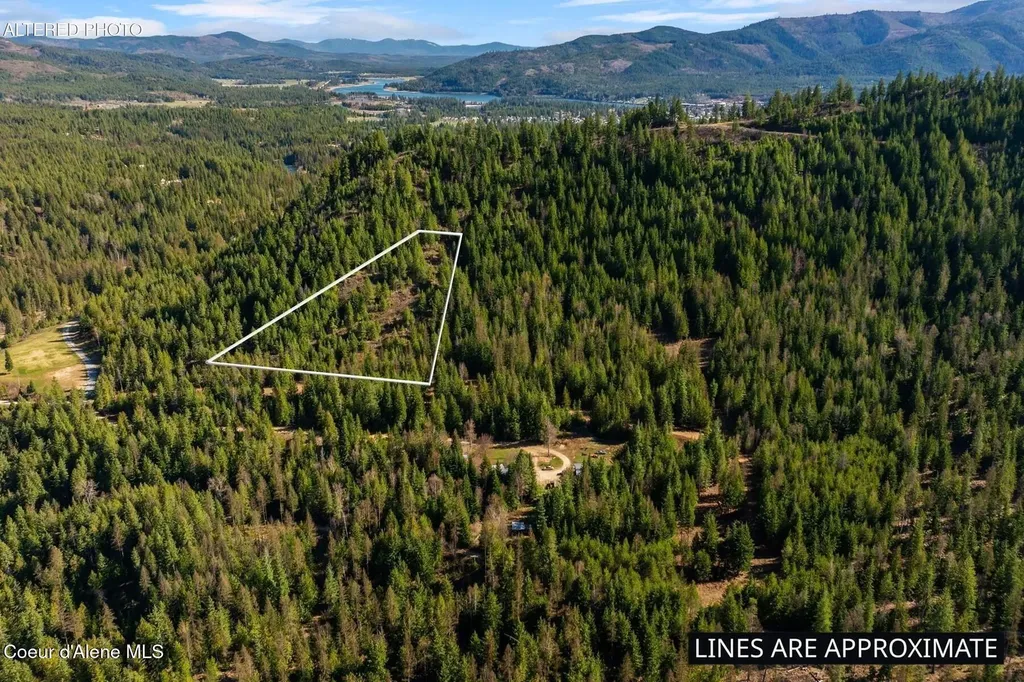 Lot 4 Cedar Acres Priest River ID 83856