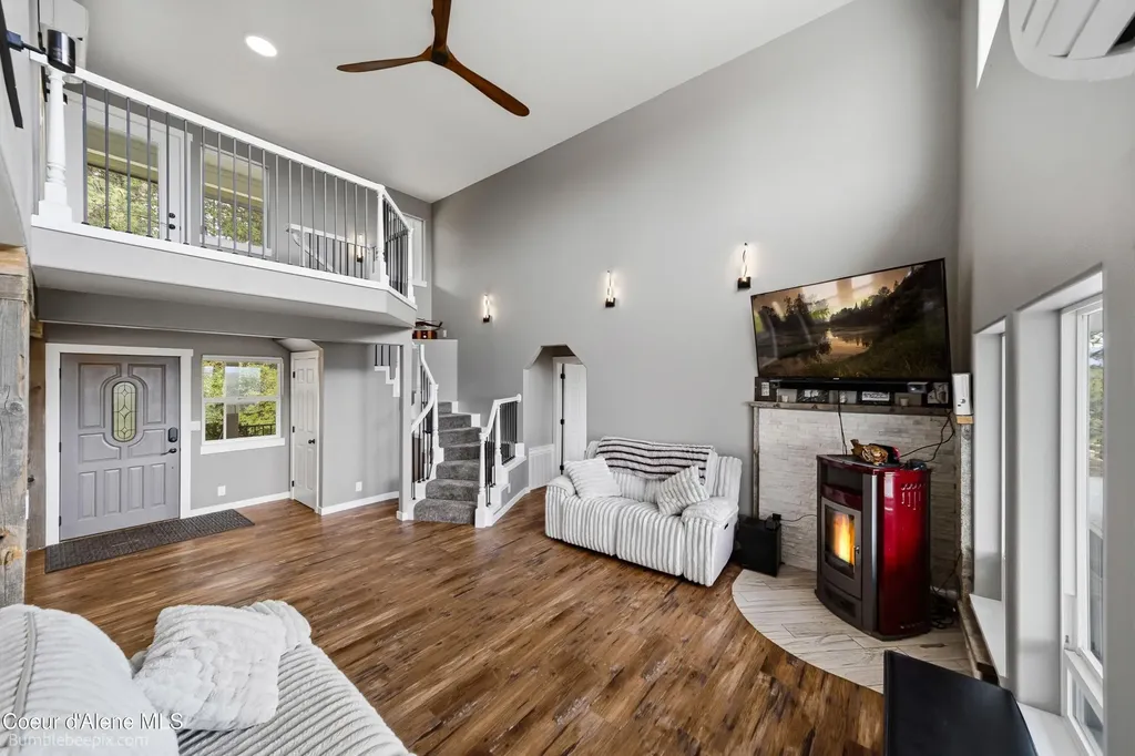 10324 N Payment Peak Road Hauser ID 83854