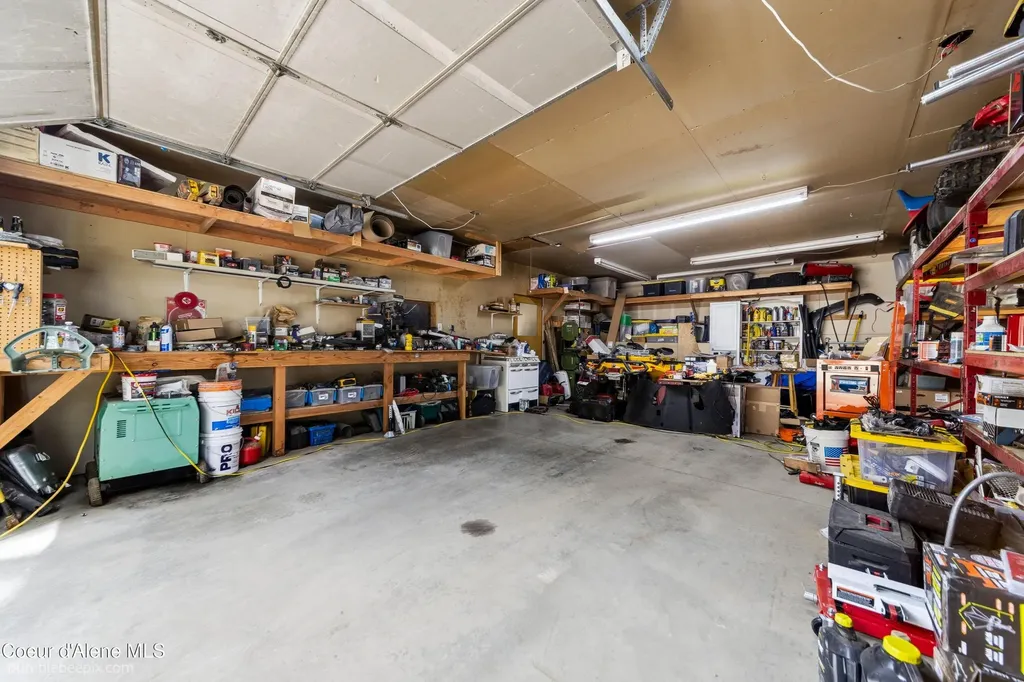 10324 N Payment Peak Road Hauser ID 83854