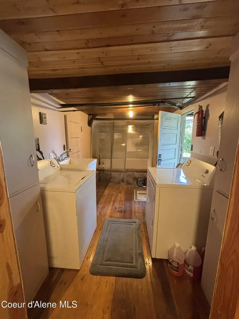 307 Rocky Point Loop Road St. Maries ID 83861