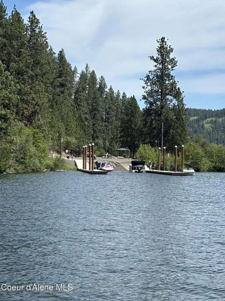 307 Rocky Point Loop Road St. Maries ID 83861