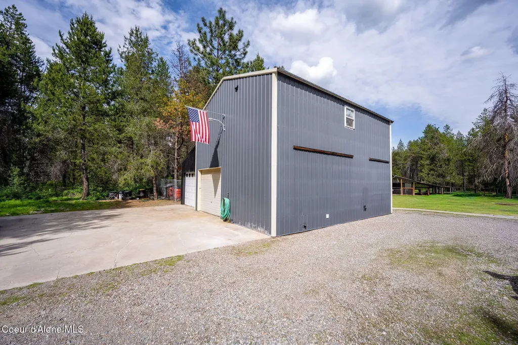 7777 Kelso Lake Road Priest River ID 83856