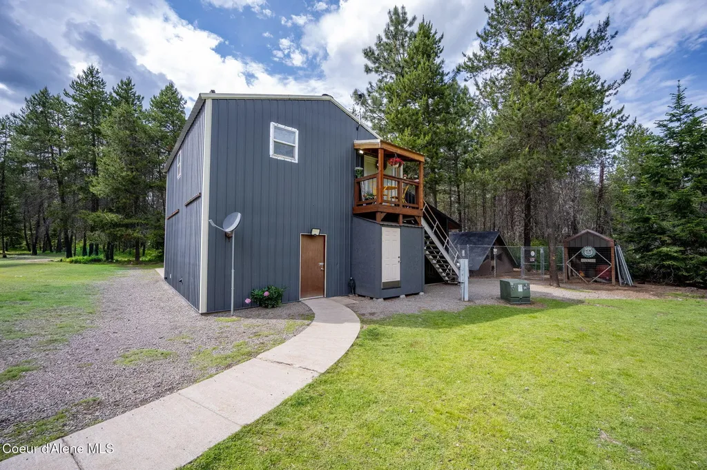 7777 Kelso Lake Road Priest River ID 83856