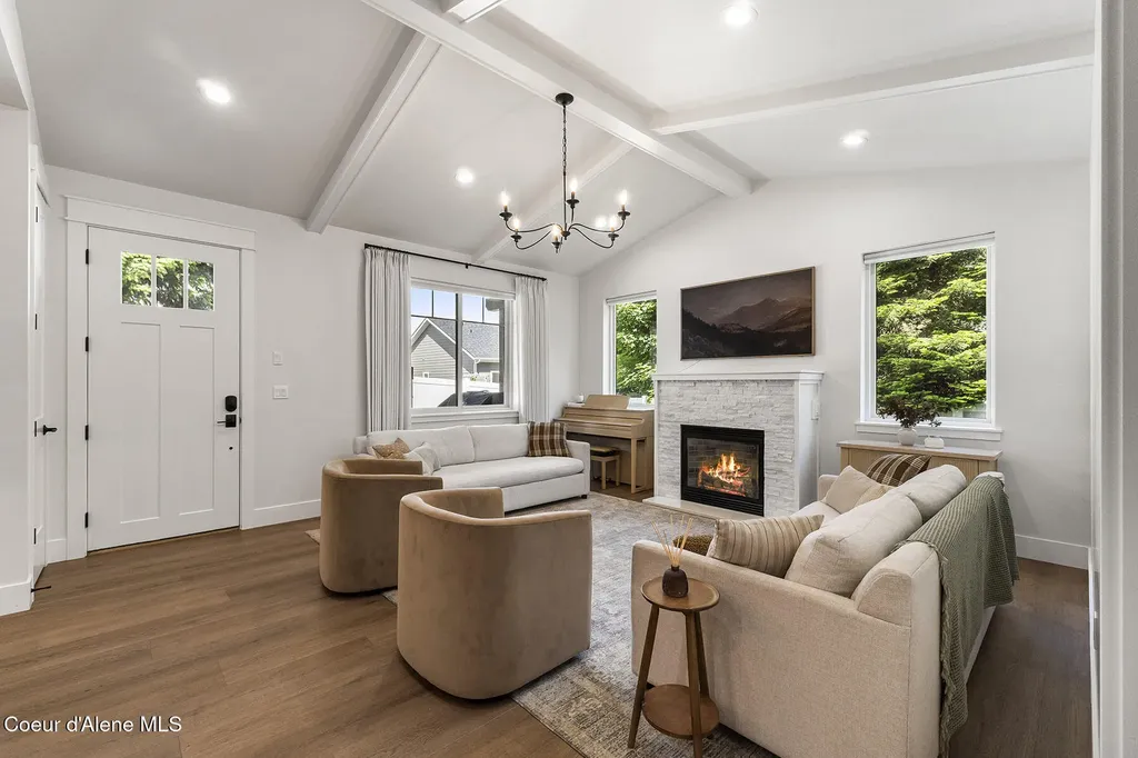9116 N Raintree Lane Hayden ID 83835