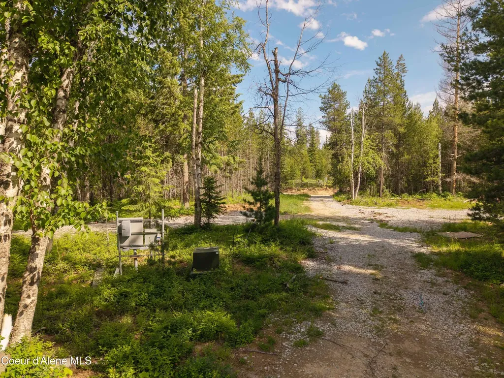 Nna Geronimo Lane Sandpoint ID 83864