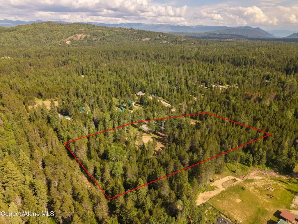 Nna Geronimo Lane Sandpoint ID 83864