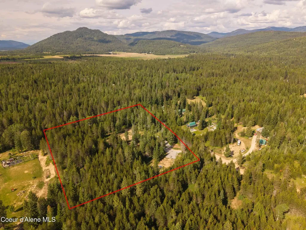 Nna Geronimo Lane Sandpoint ID 83864