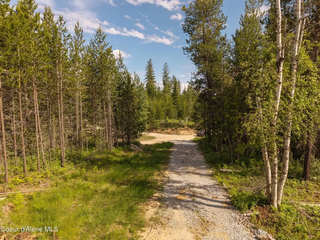 Nna Geronimo Lane Sandpoint ID 83864
