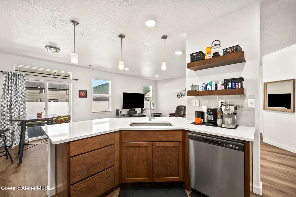 16026 N Hadley Loop Rathdrum ID 83858