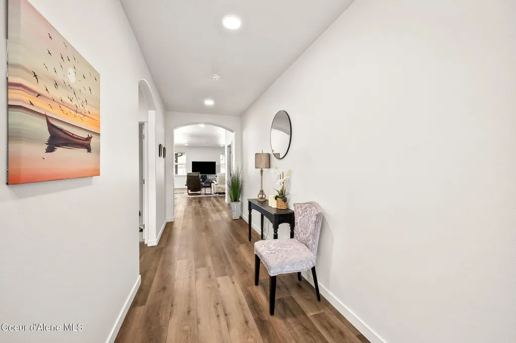 16026 N Hadley Loop Rathdrum ID 83858