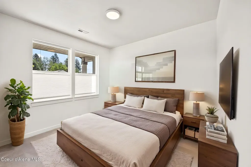 16026 N Hadley Loop Rathdrum ID 83858