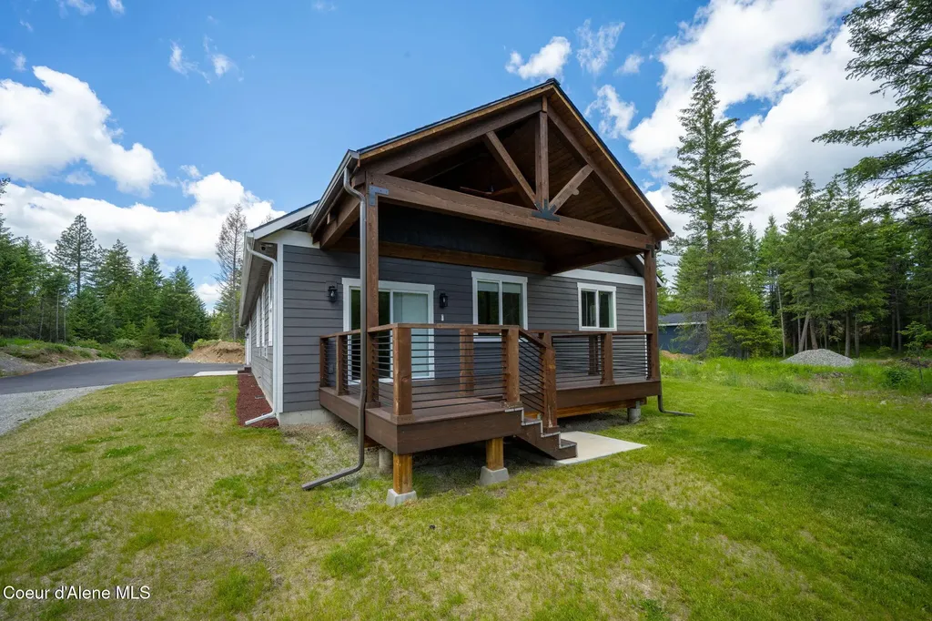 32926 N 10th Avenue Spirit Lake ID 83869