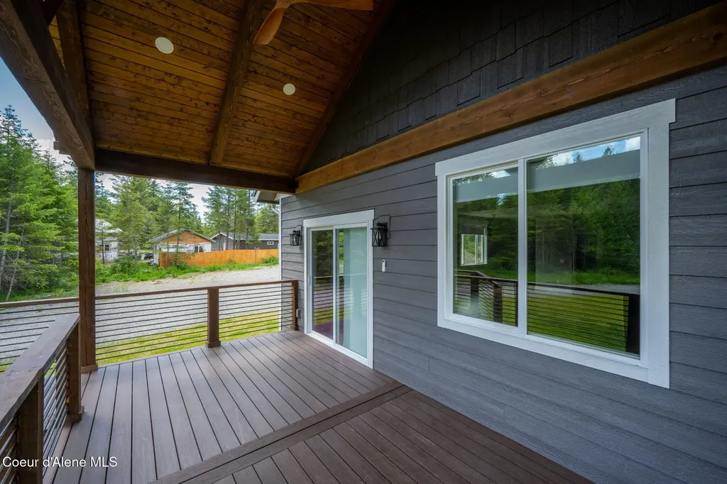 32926 N 10th Avenue Spirit Lake ID 83869