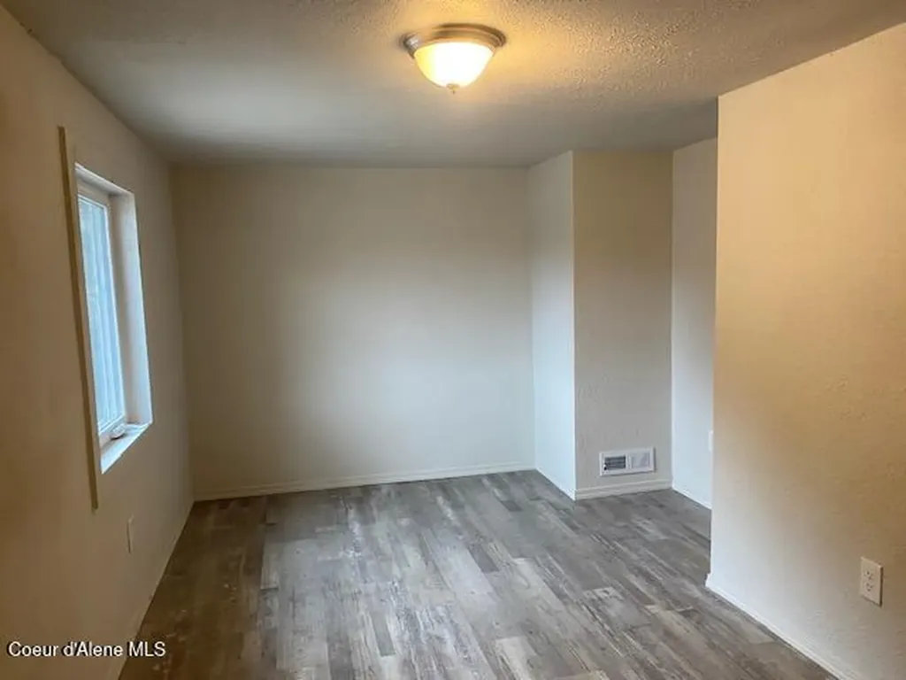 419 W Mission Avenue Kellogg ID 83837