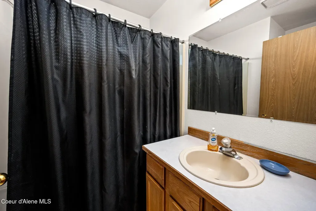 11429 W Manitoba Court Post Falls ID 83854