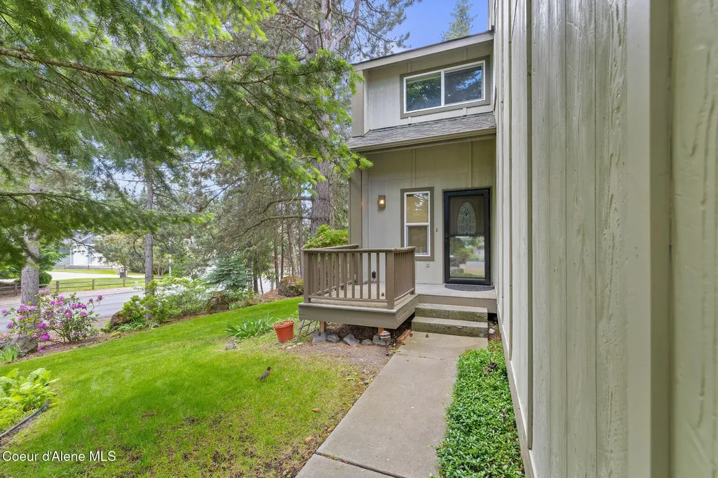 981 E Loch Lomond Court Hayden ID 83835