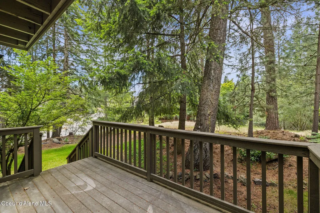 981 E Loch Lomond Court Hayden ID 83835