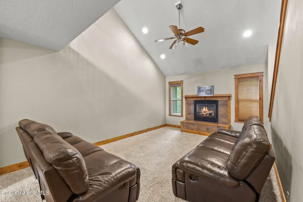 981 E Loch Lomond Court Hayden ID 83835