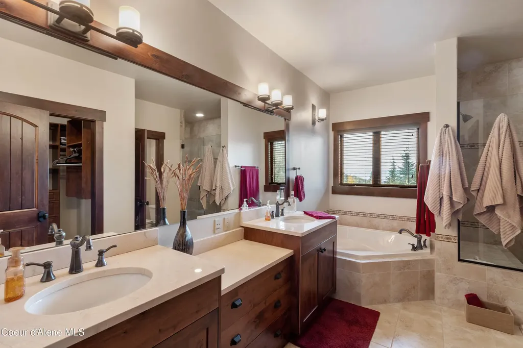 38 Avalanche Road Sandpoint ID 83864