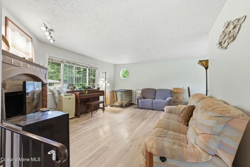 2025 W Saint Emilion Drive Hayden ID 83835