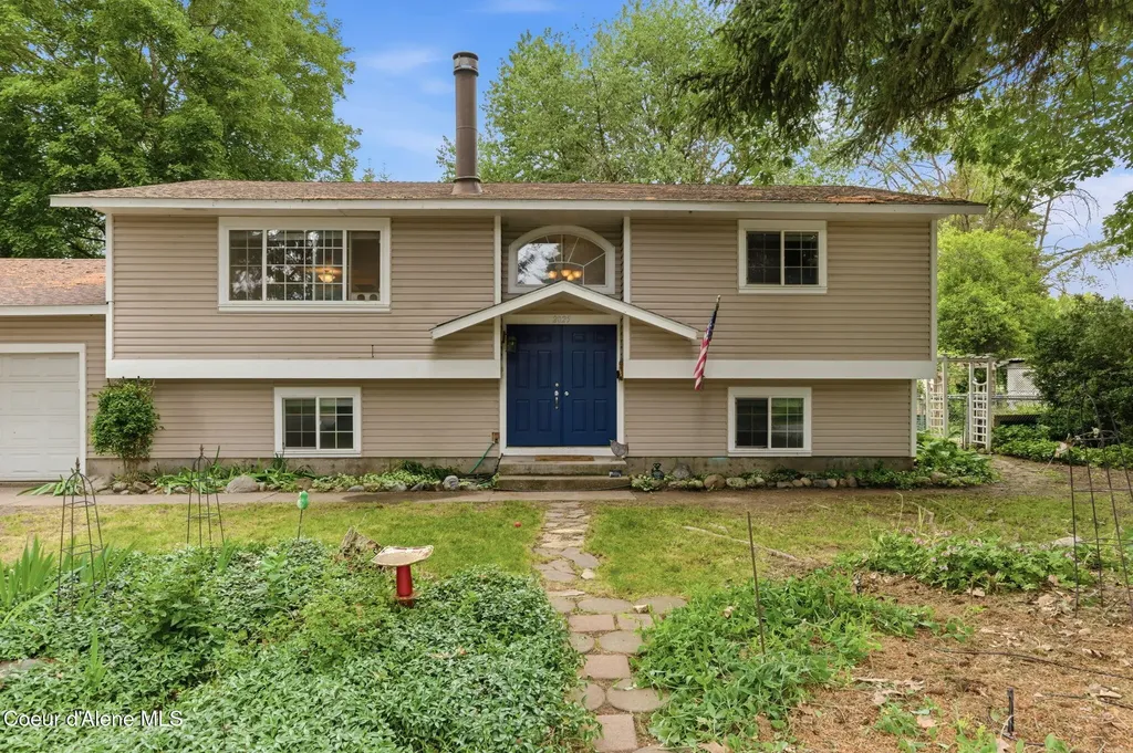 2025 W Saint Emilion Drive Hayden ID 83835