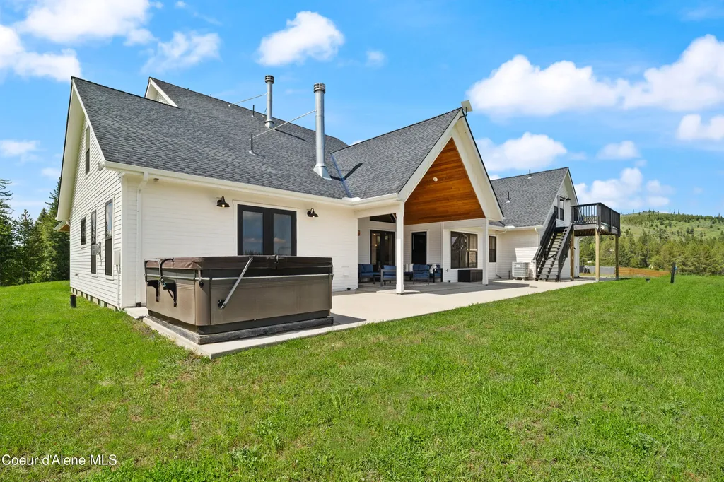 88 Alder Creek Loop Road St. Maries ID 83861