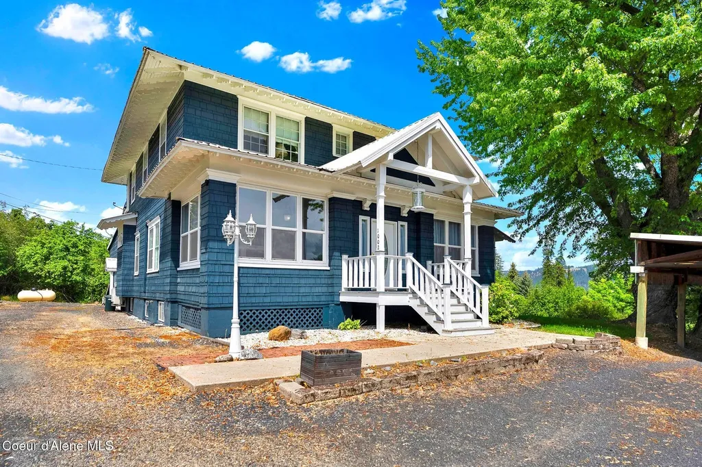 1002 Highland Avenue St. Maries ID 83861
