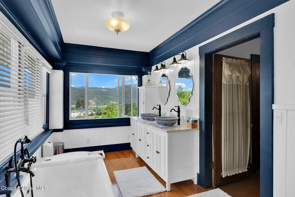 1002 Highland Avenue St. Maries ID 83861