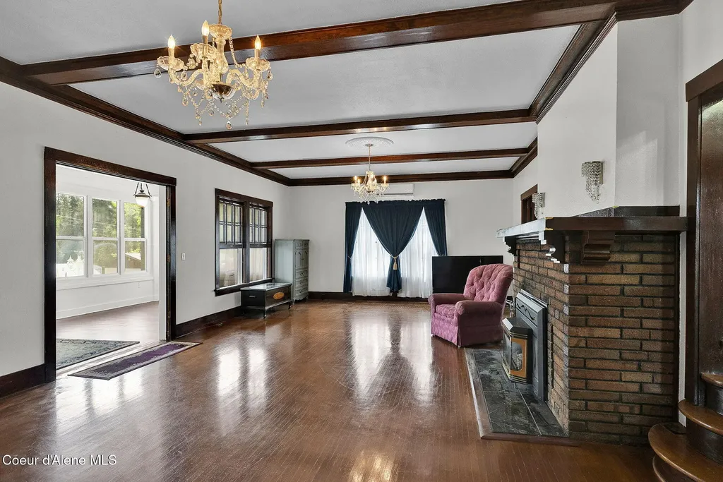 1002 Highland Avenue St. Maries ID 83861