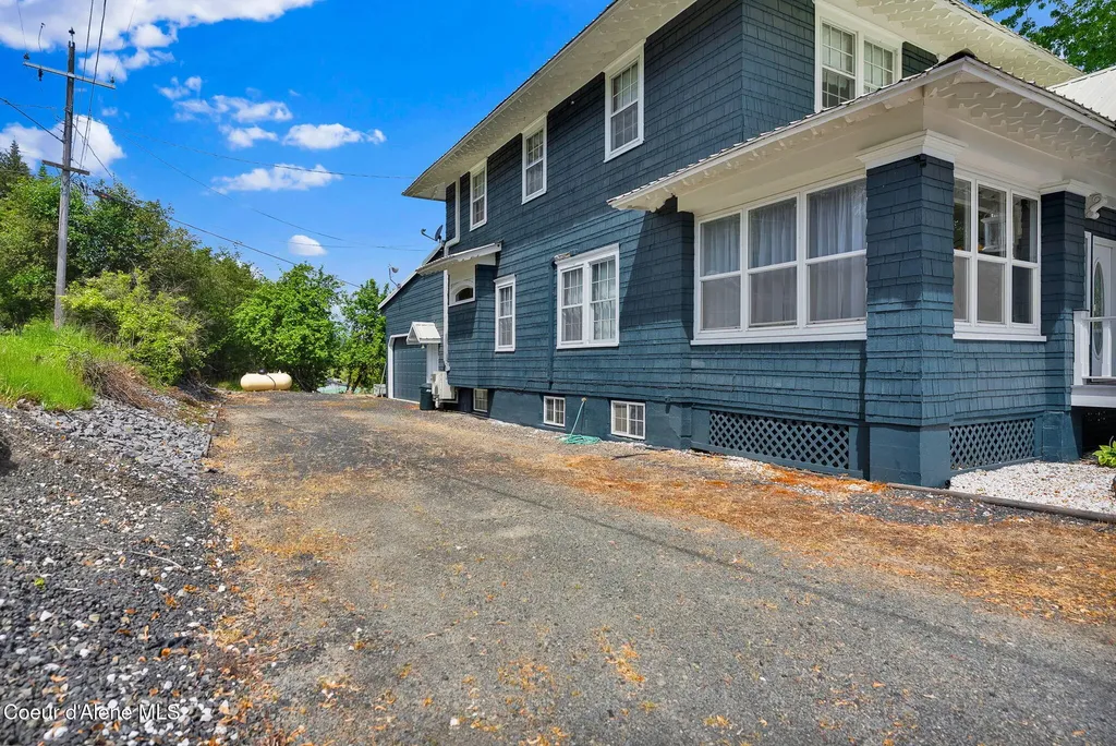 1002 Highland Avenue St. Maries ID 83861