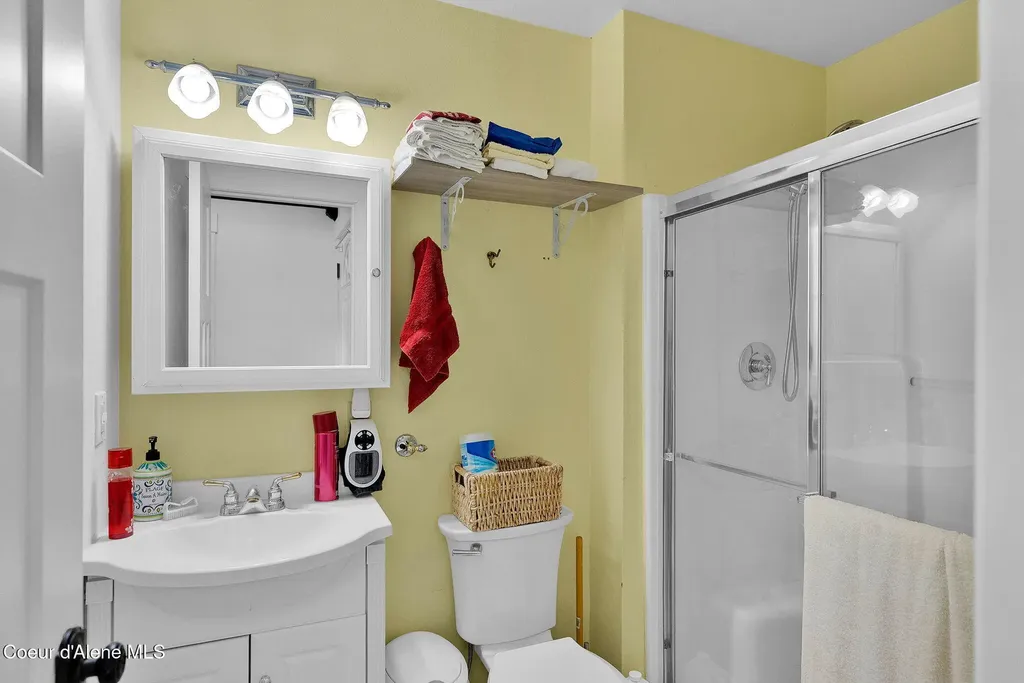 1002 Highland Avenue St. Maries ID 83861