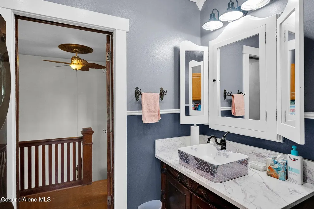 1002 Highland Avenue St. Maries ID 83861
