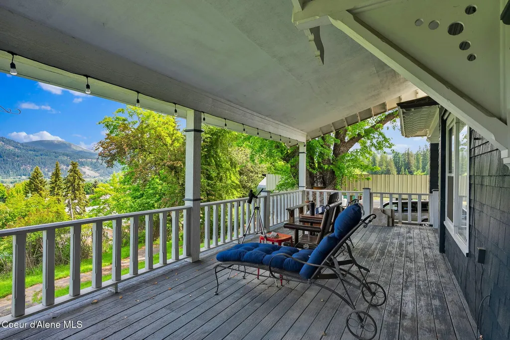 1002 Highland Avenue St. Maries ID 83861