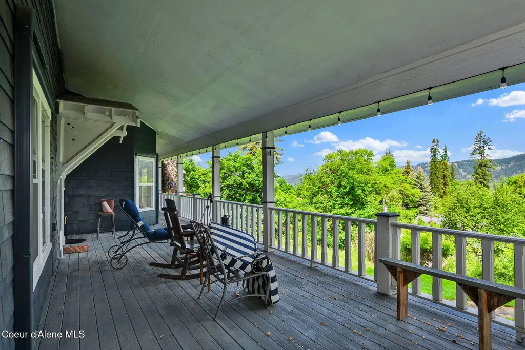 1002 Highland Avenue St. Maries ID 83861