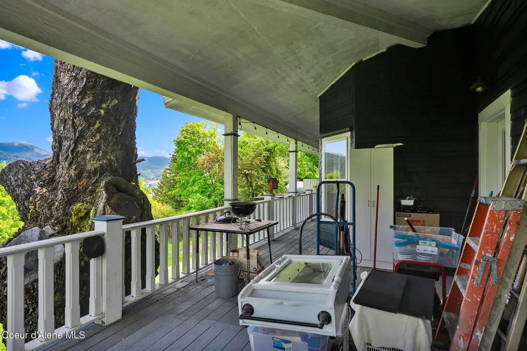 1002 Highland Avenue St. Maries ID 83861
