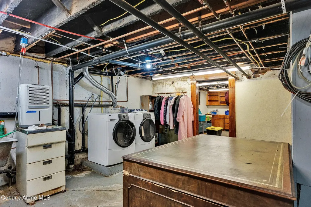 1002 Highland Avenue St. Maries ID 83861
