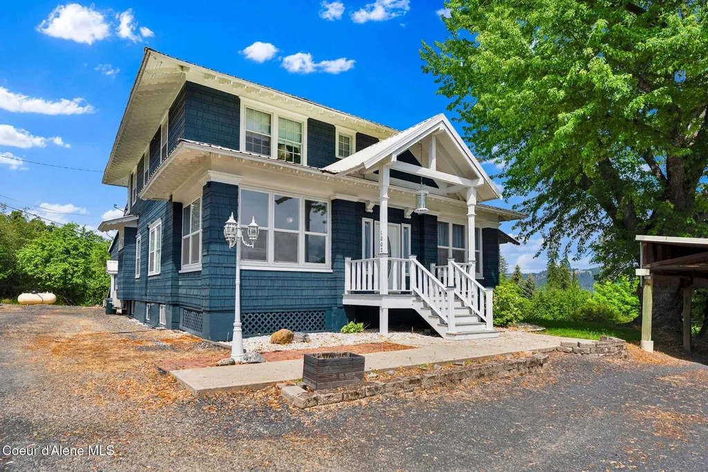 1002 Highland Avenue St. Maries ID 83861