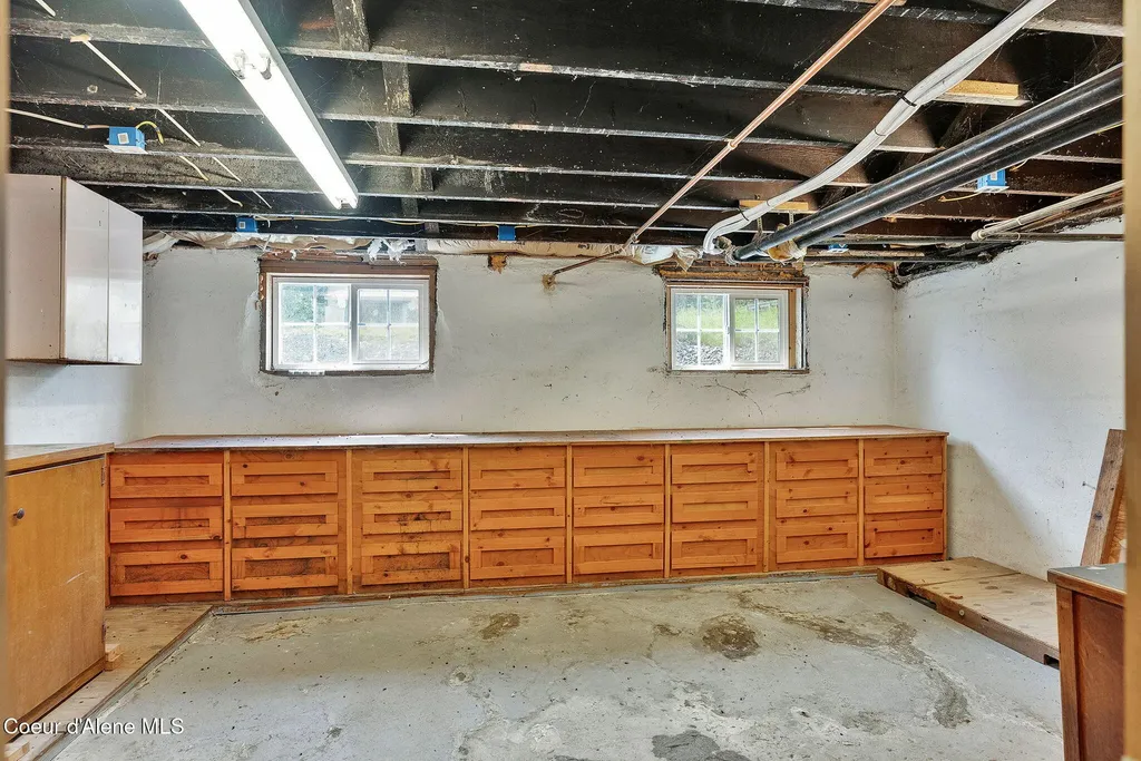 1002 Highland Avenue St. Maries ID 83861