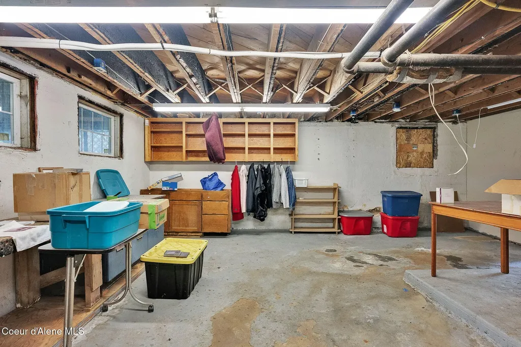 1002 Highland Avenue St. Maries ID 83861