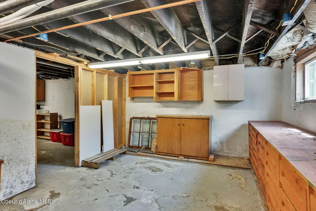 1002 Highland Avenue St. Maries ID 83861
