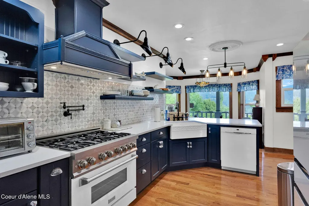 1002 Highland Avenue St. Maries ID 83861