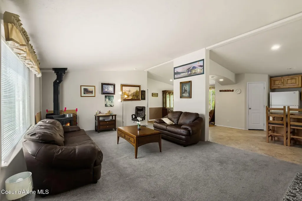 4304 S Elk Road Harrison ID 83833