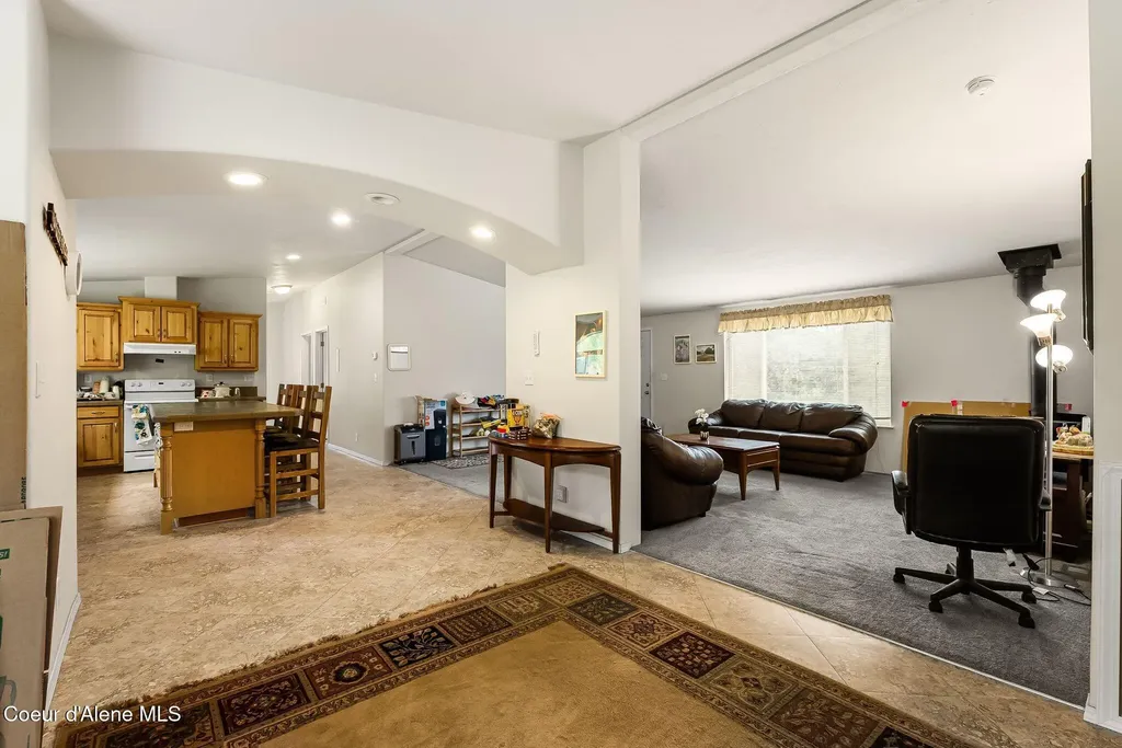 4304 S Elk Road Harrison ID 83833