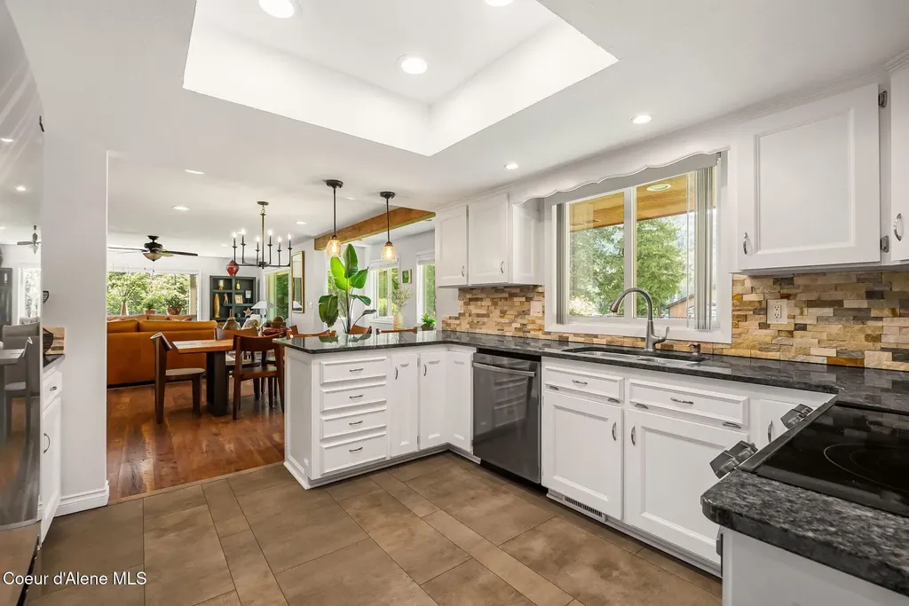 74 Eureka Road Sagle ID 83860