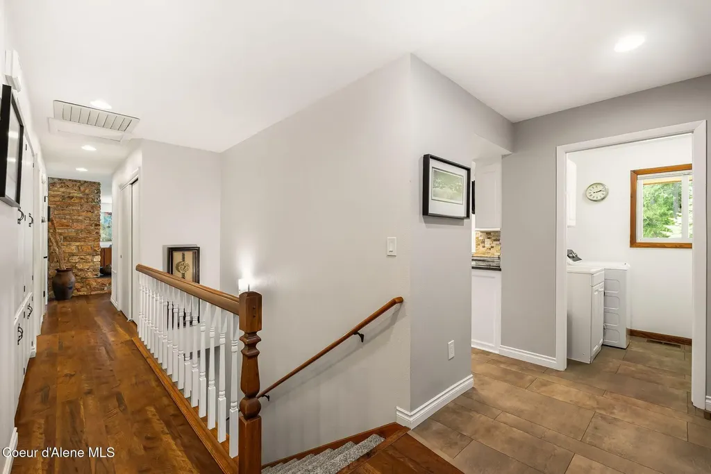 74 Eureka Road Sagle ID 83860